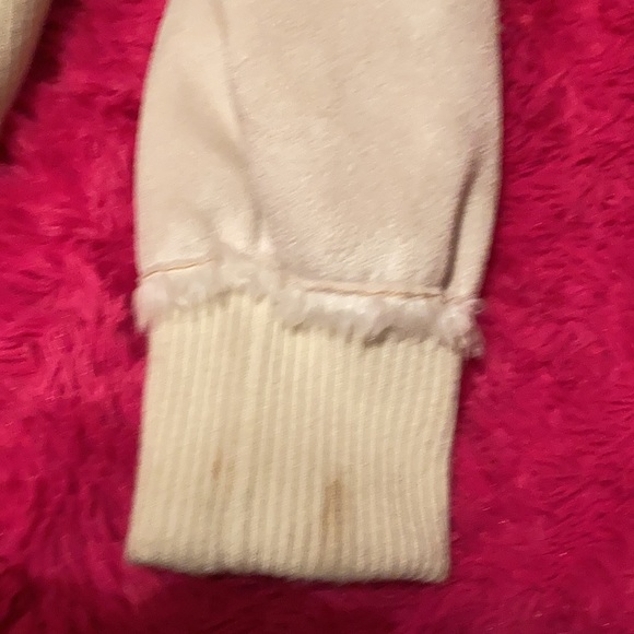 Candie’s Winter Coat - Picture 11 of 13